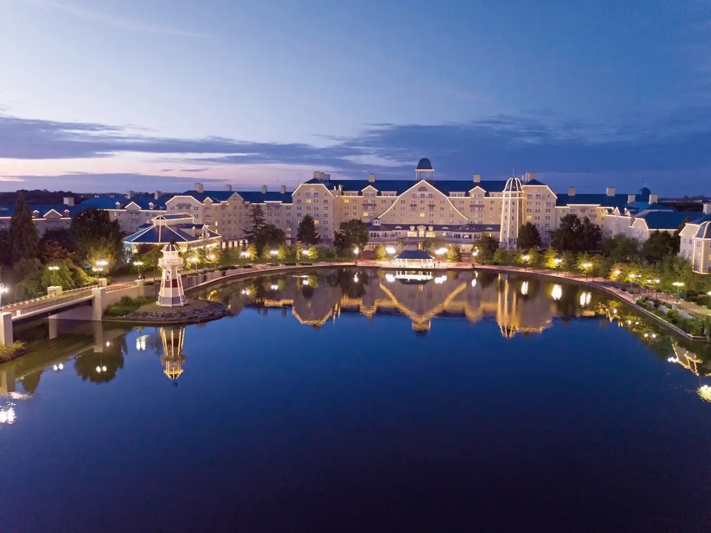 DisneyNewportBayClub11