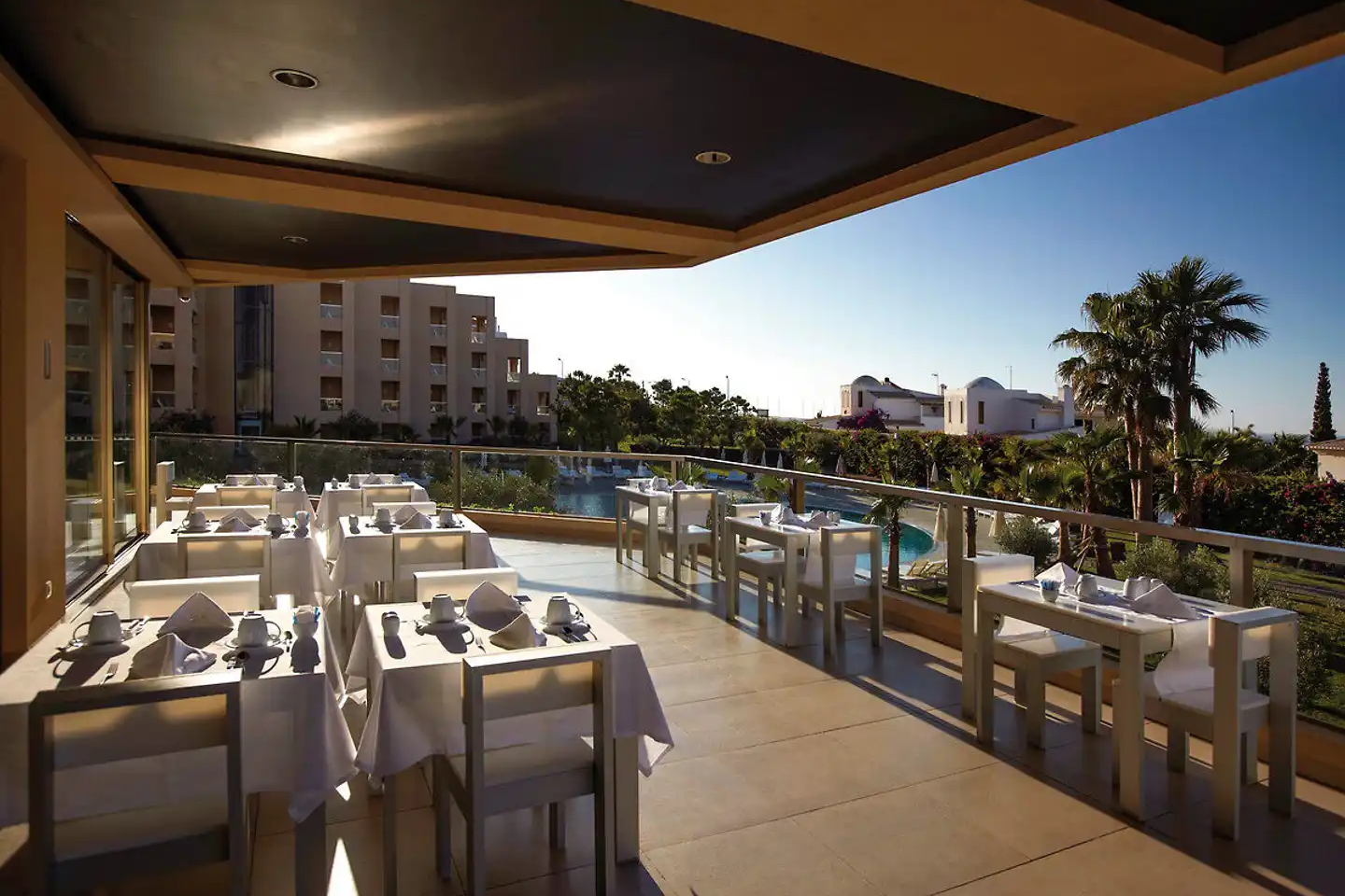 NAU São Rafael Suites